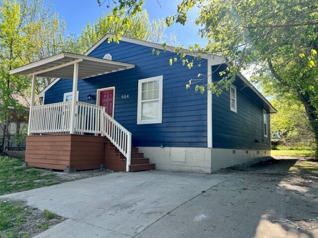 Primary Photo - 904 N Trenton Ave