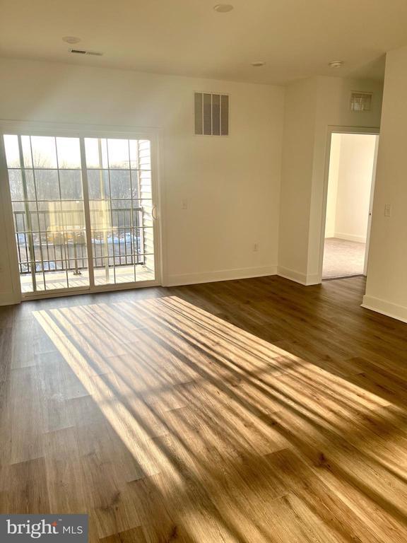 Building Photo - 30308 Radford Ct