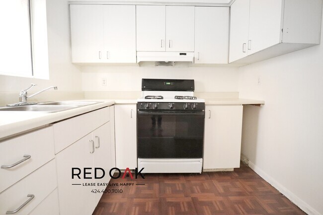 Foto del edificio - 733 S Coronado St