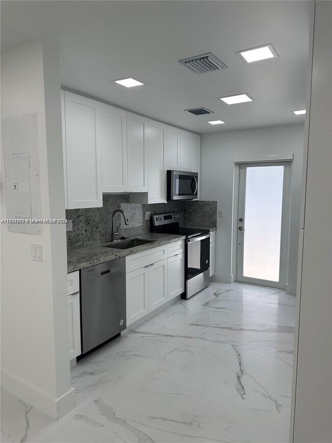 Foto del edificio - 11311 SW 7th Terrace