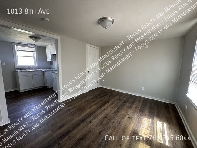 Foto del edificio - 1013 8th Ave