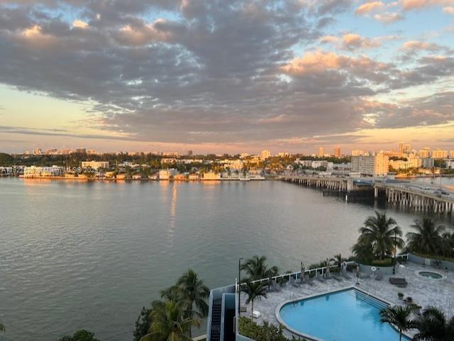 Foto principal - 1865 79th Street Causeway