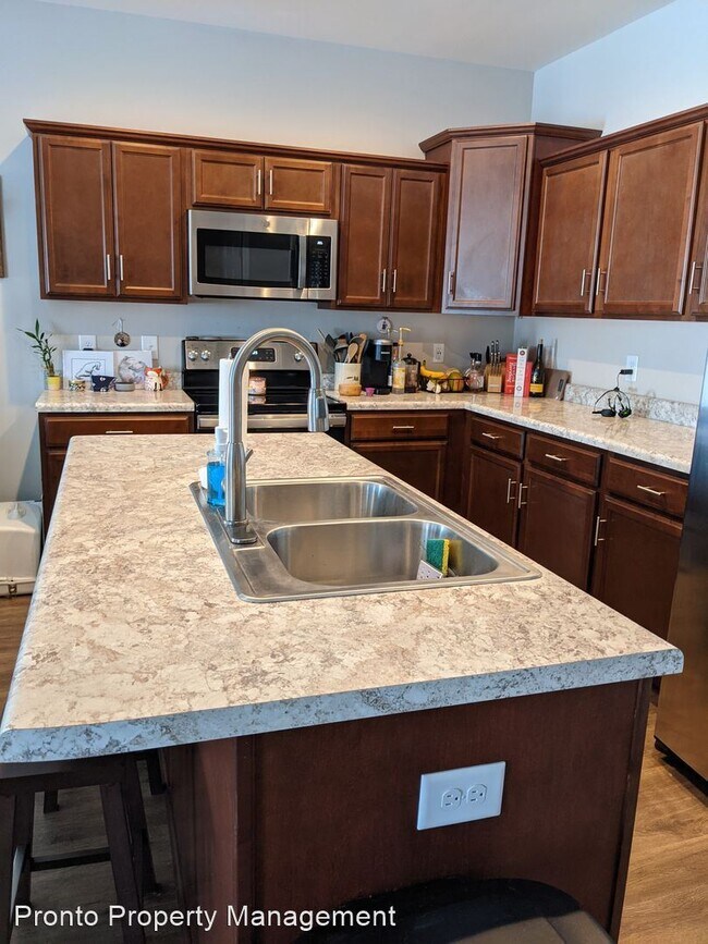 Building Photo - 3 br, 2.5 bath House - 506 Stone Crab Lane
