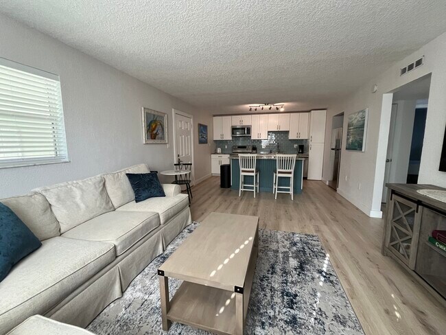 Building Photo - 299 E Central Blvd