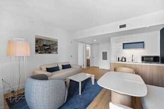 Building Photo - 159 NE 6th St