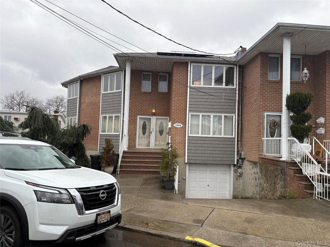 Primary Photo - 155-69 99th St