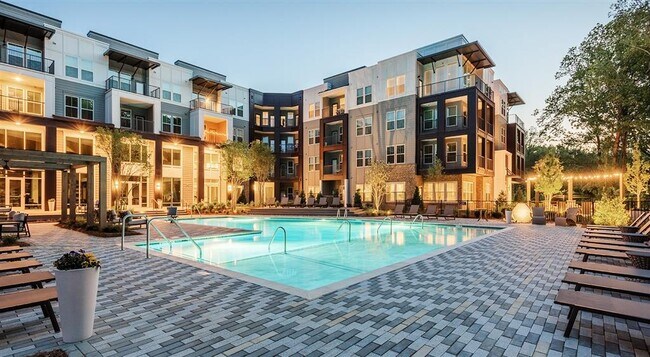 Foto del edificio - Century University City