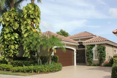 Primary Photo - 6192 NW 24th St