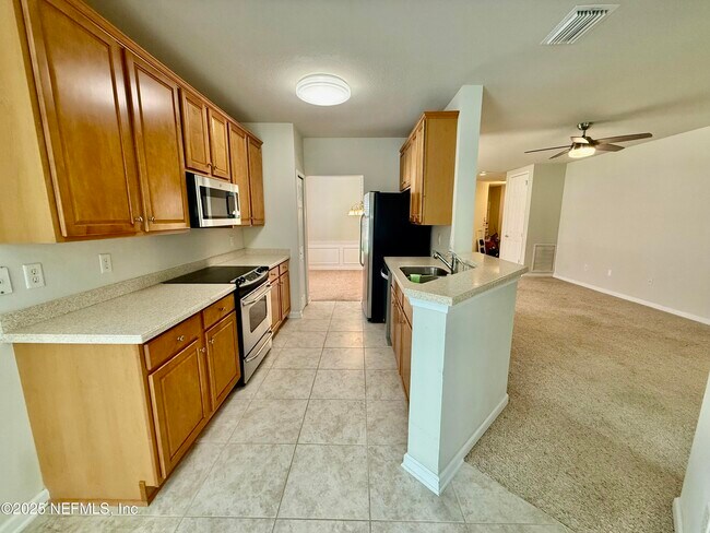 Foto del edificio - 8531 Little Swift Cir