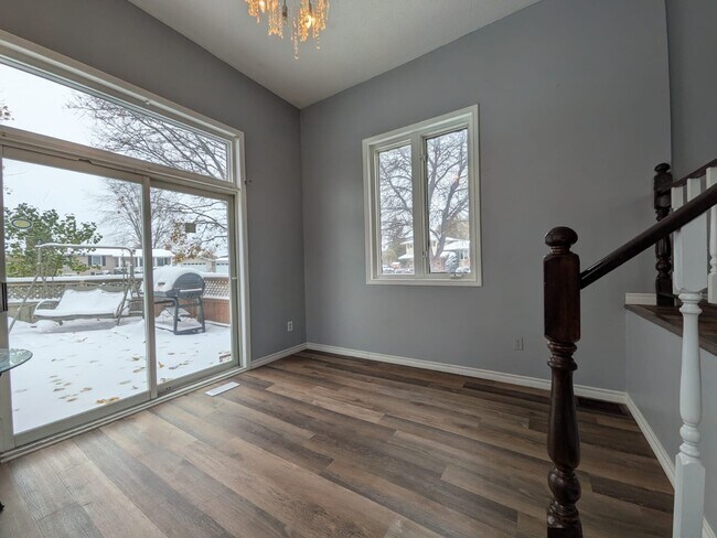 Photo du bâtiment - 98 Glendale Rd