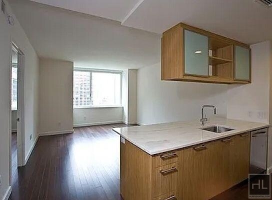 Foto del edificio - EAST END AVENUE