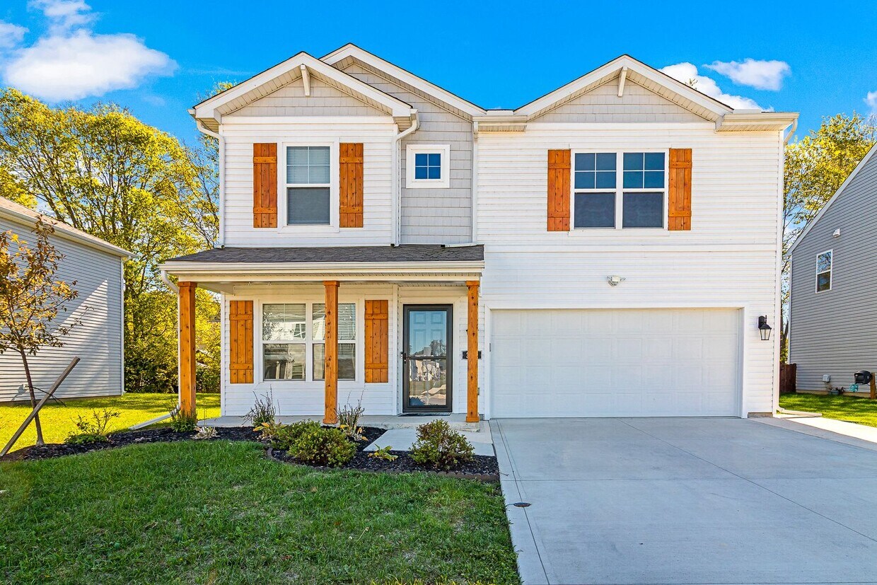 Foto principal - Now Leasing! Comfortable Family Home on Ke...