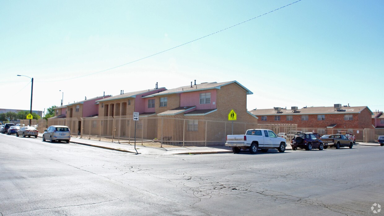 Foto del edificio - 500-520 E 6th Ave