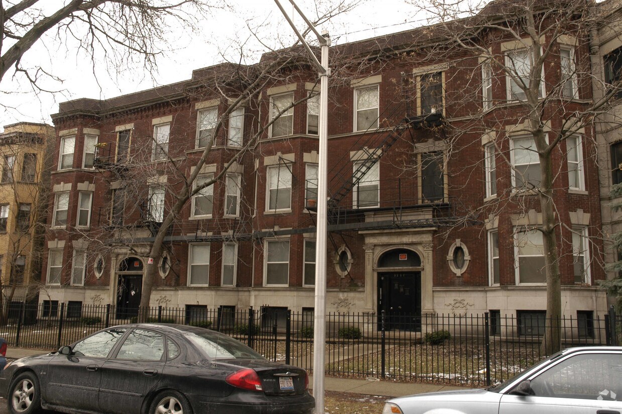 Building Photo - 5206-5212 N Winthrop Ave
