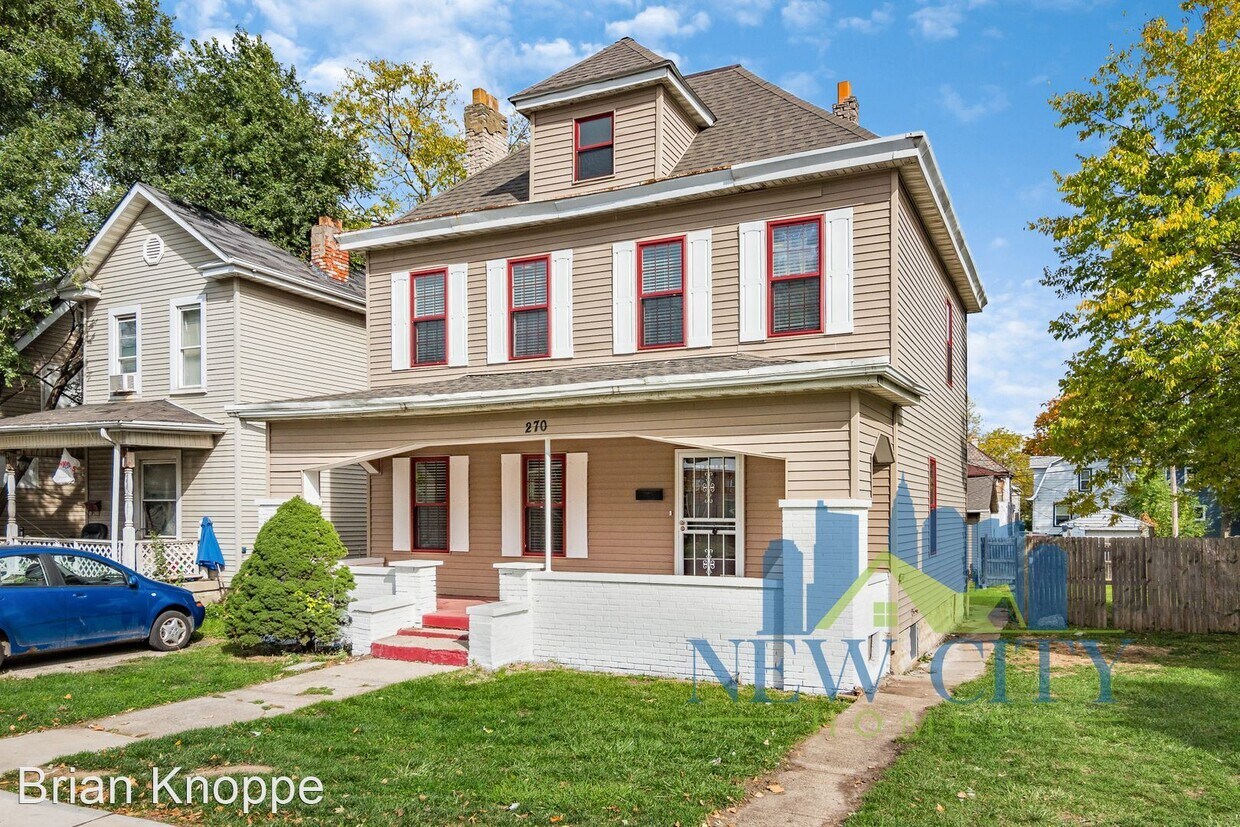 Primary Photo - 3 br, 2 bath House - 270 S Central Ave