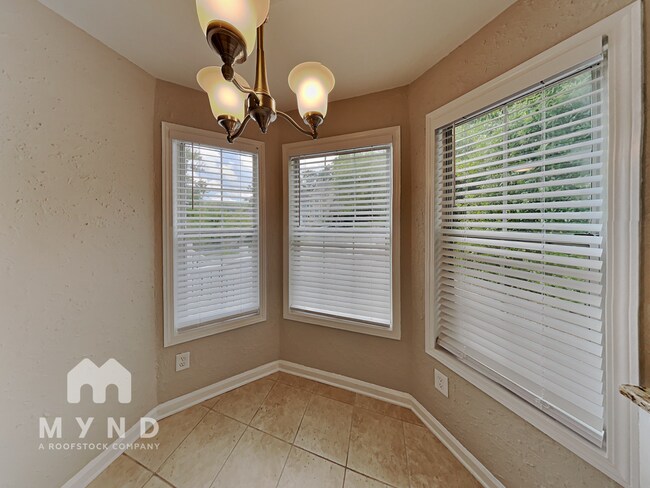 Foto del edificio - 5210 Laurel Bridge Dr SE