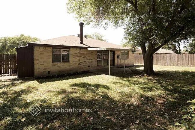 Foto del edificio - 10107 Limewood Ln
