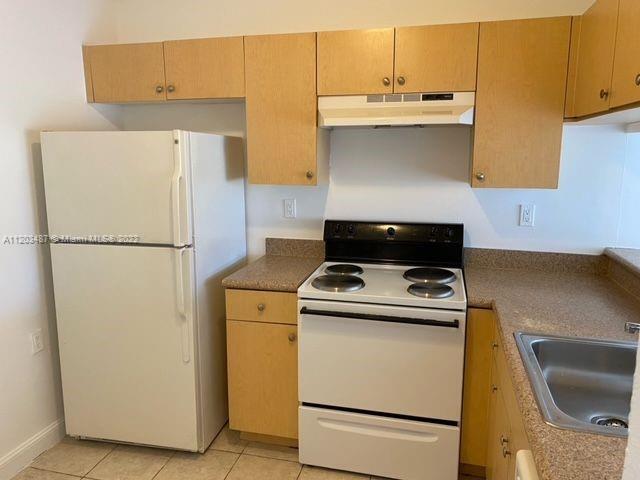 Foto principal - 996 Lake Victoria Dr