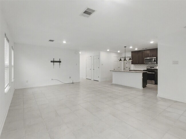 Foto del edificio - 1310 Cardinal Trail