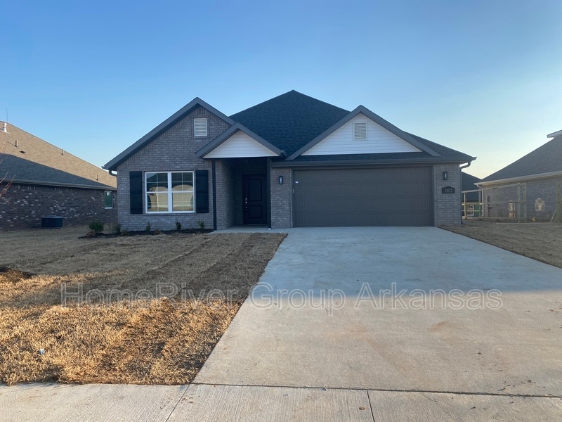 2817 Suncrest Ave, Springdale, AR 72764 House Rental in Springdale