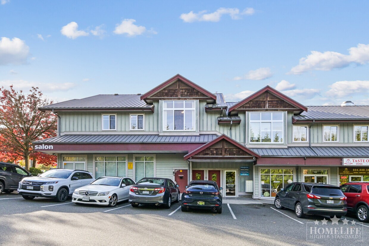 Primary Photo - Bright & Spacious 2 Bed / 2 Bath Condo in ...