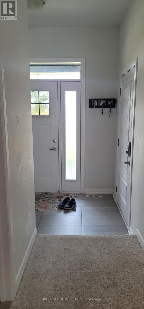 Building Photo - 61 Teelin Cir