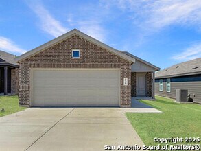 Building Photo - 530 Chevre