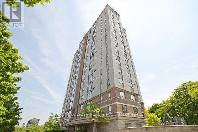 Building Photo - 200 Burnhamthorpe Rd E