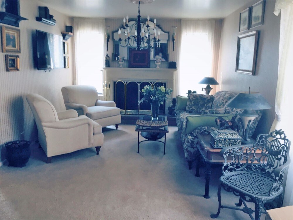 Primary Photo - 8888 Danish Downes Ct