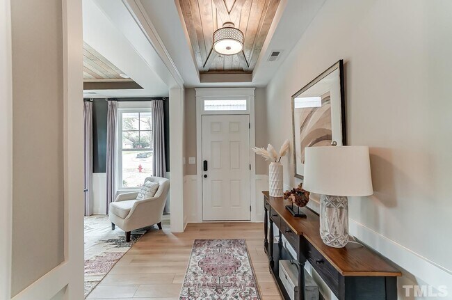 Foto del edificio - 405 Glenwyck Ct