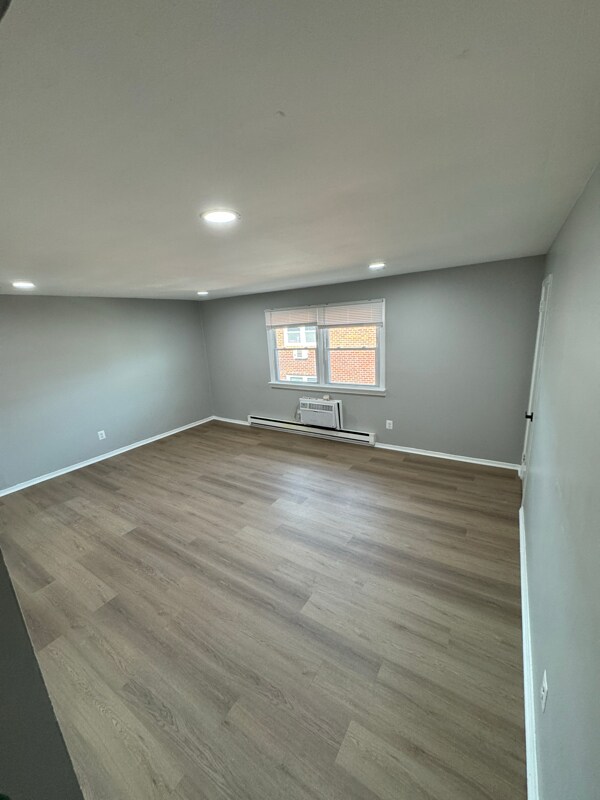 Foto del edificio - 1302 N Black Horse Pike