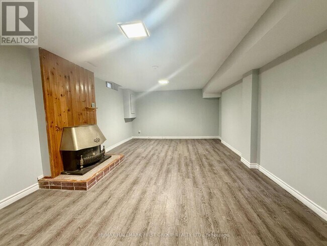 Photo du bâtiment - 36 Mcclarnan Rd