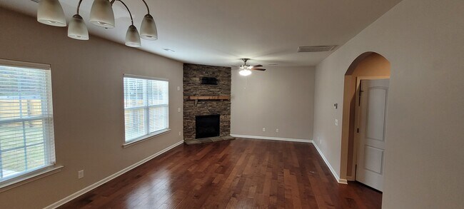 Foto del edificio - 272 Moonstone Ct