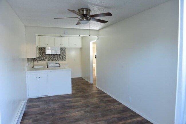 Foto del interior - Waterstone Garden