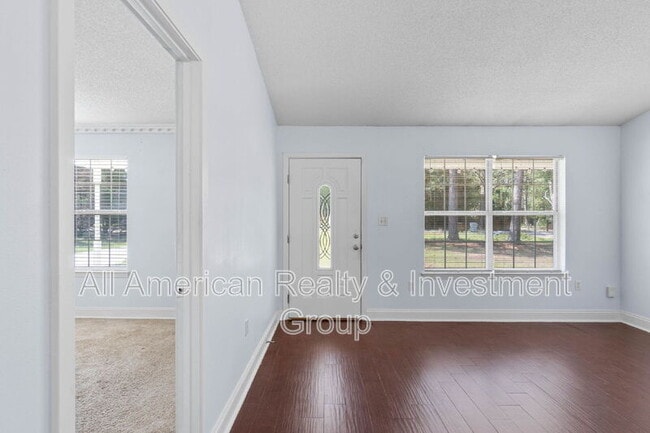Building Photo - 9270 Quail Roost Dr
