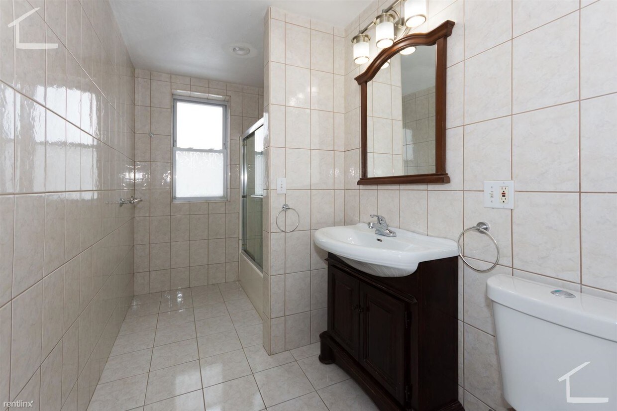 Primary Photo - 4 br, 2 bath Condo - 150 Amory St 1