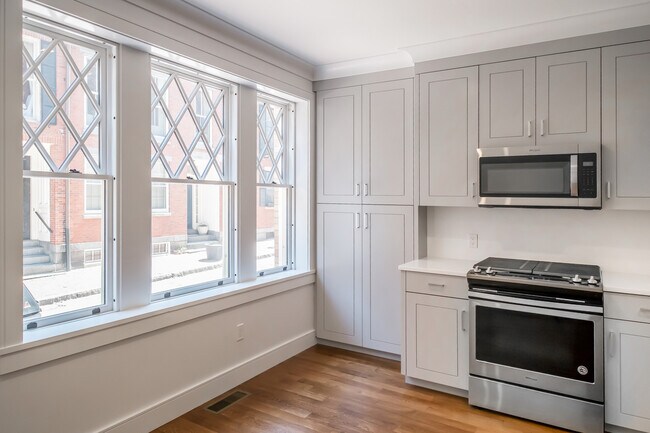 Foto del edificio - 11 Temple St