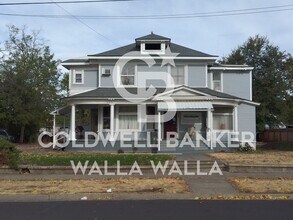 Building Photo - 222 Eagan St