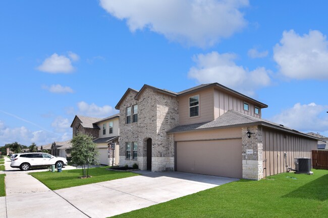 Foto del edificio - 9610 Falme Ln