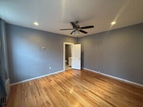 Building Photo - 1224 Tasker St