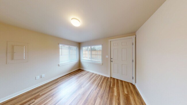 Foto del edificio - Updated One Bedroom Home For Rent- Fenced ...
