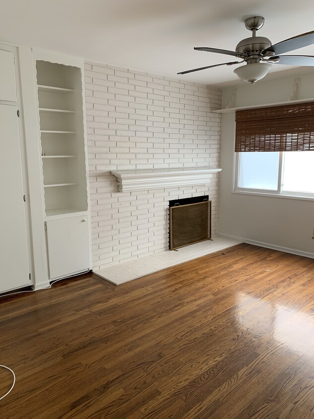 Building Photo - 117 36th St