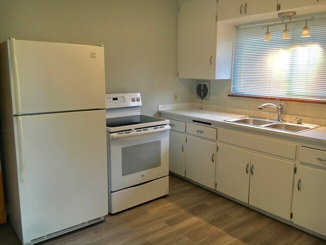 cocina - 1822 Jackson Ave
