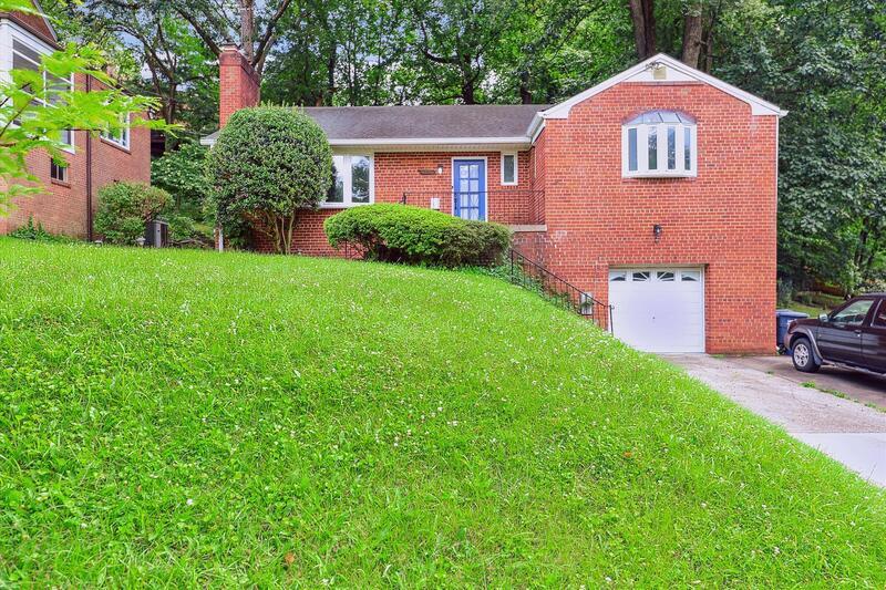 Foto principal - 1824 Allison St NW