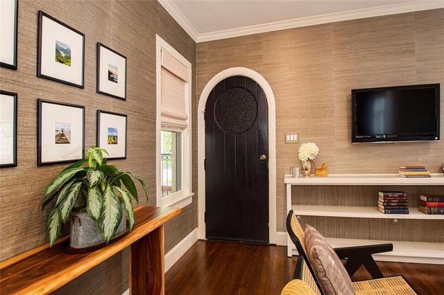 Foto del edificio - 1134 N Clinton Ave