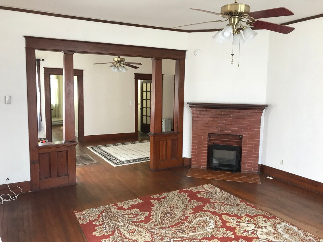 306 N Beard S Unit South, Shawnee, OK 74801 Apartments in Shawnee, OK