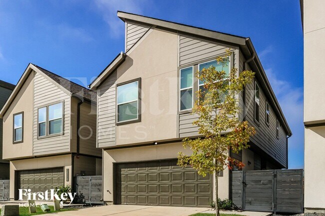 Foto del edificio - 18314 W Centro Cir