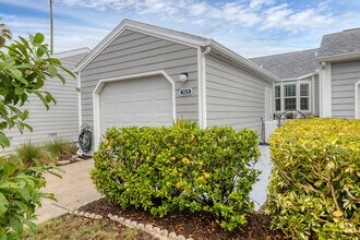 Building Photo - 513 Woodstork Cir