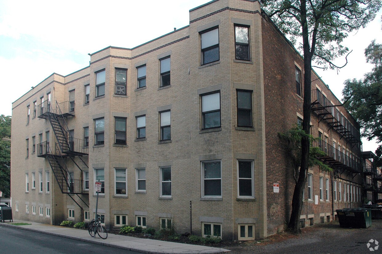 79 Gordon St, Brighton, MA 02135 Apartments in Brighton, MA