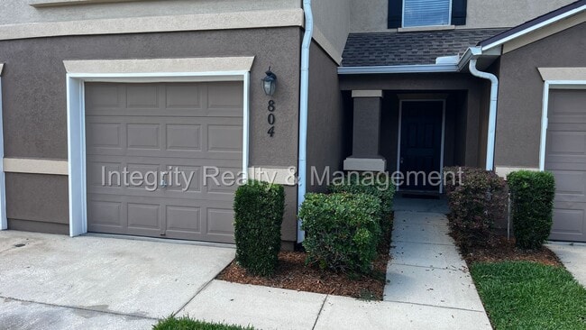 Building Photo - 3 bed/ 2.5 bath townhome in Fleming Island